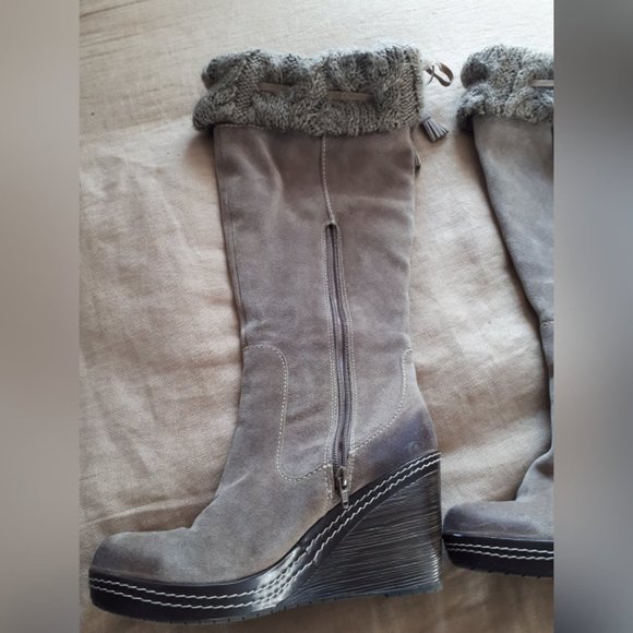 Dr. Scholl's Suede Wedge Boots - Picture 1 of 4